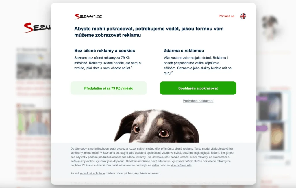 Dialogové okno na webu Seznam.cz informující uživatele o možnostech zobrazování reklam. Nabízí dvě volby: předplatné bez cílené reklamy a cookies za 79 Kč měsíčně nebo pokračování zdarma s personalizovanými reklamami.