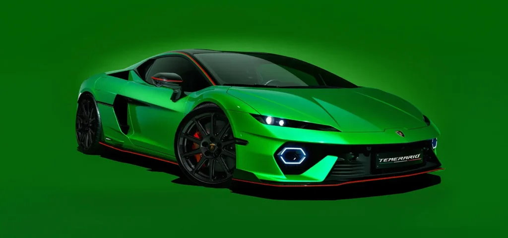 Zelené Lamborghini Temerario, přední pohled na aerodynamický design s černými koly a výraznými LED světlomety.