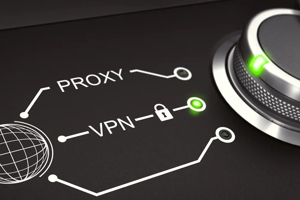 Detailní zobrazení přepínače mezi režimy Proxy a VPN na černém zařízení s indikací šifrování u VPN.